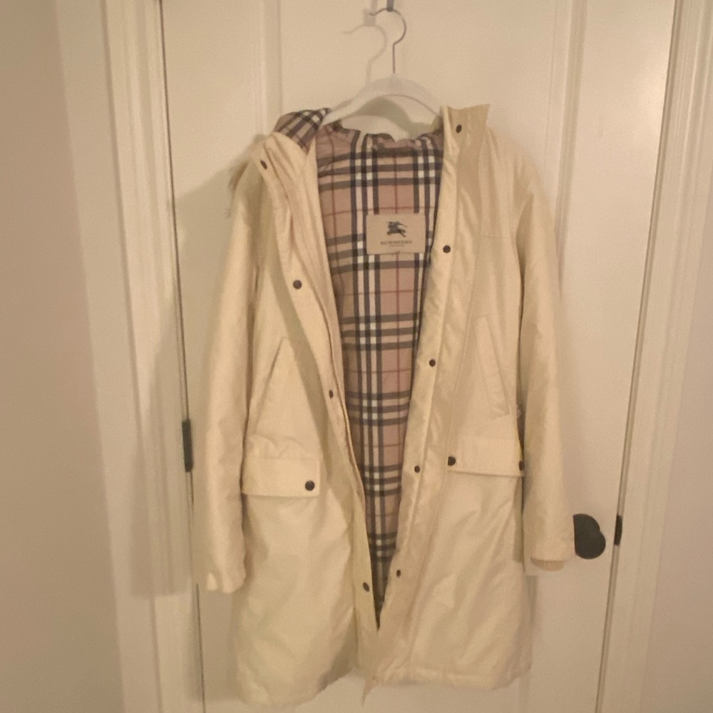 Burberry Women’s Fur Hood Winter Jacket size L
